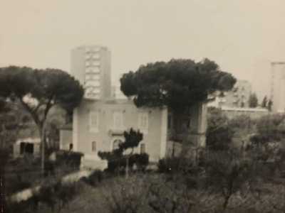 ...salvando la villa dalla distruzione (qui in una foto  di fine anni 60)